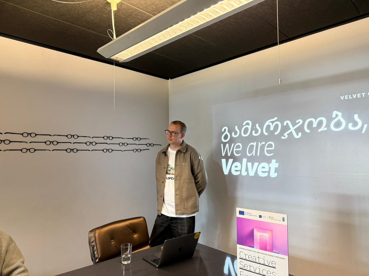 Pärtel Vurma Velvet kreatiuli saagentis CEO prezentacias, gamarjoba we are Velvet